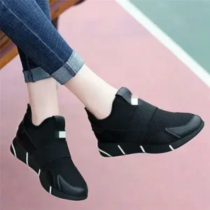 Mofofashion Women Fashion Slip On Round-Toe Shoes