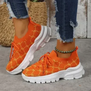 Mofofashion Women Fashion Plus Size Casual Flying Woven Lace-Up Round Toe Sneakers